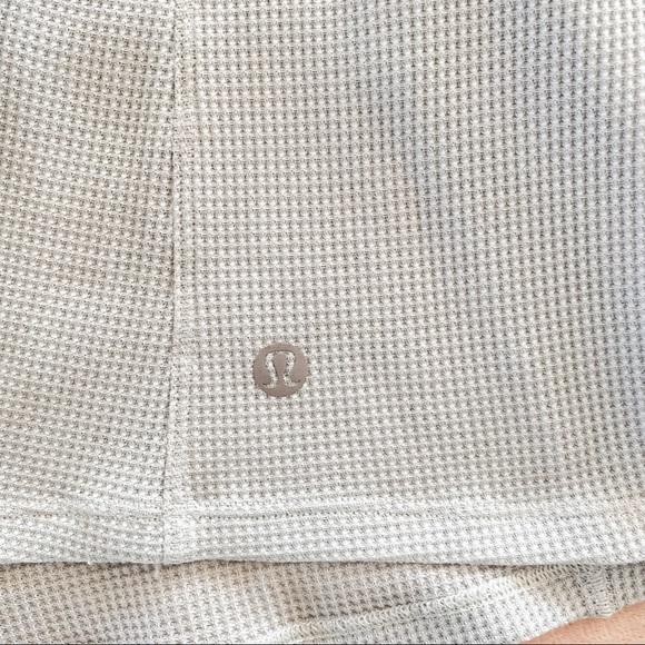 Lululemon Close Call Henley Long Sleeve in Heathered Core Ultra Light Grey - Picture 5 of 6